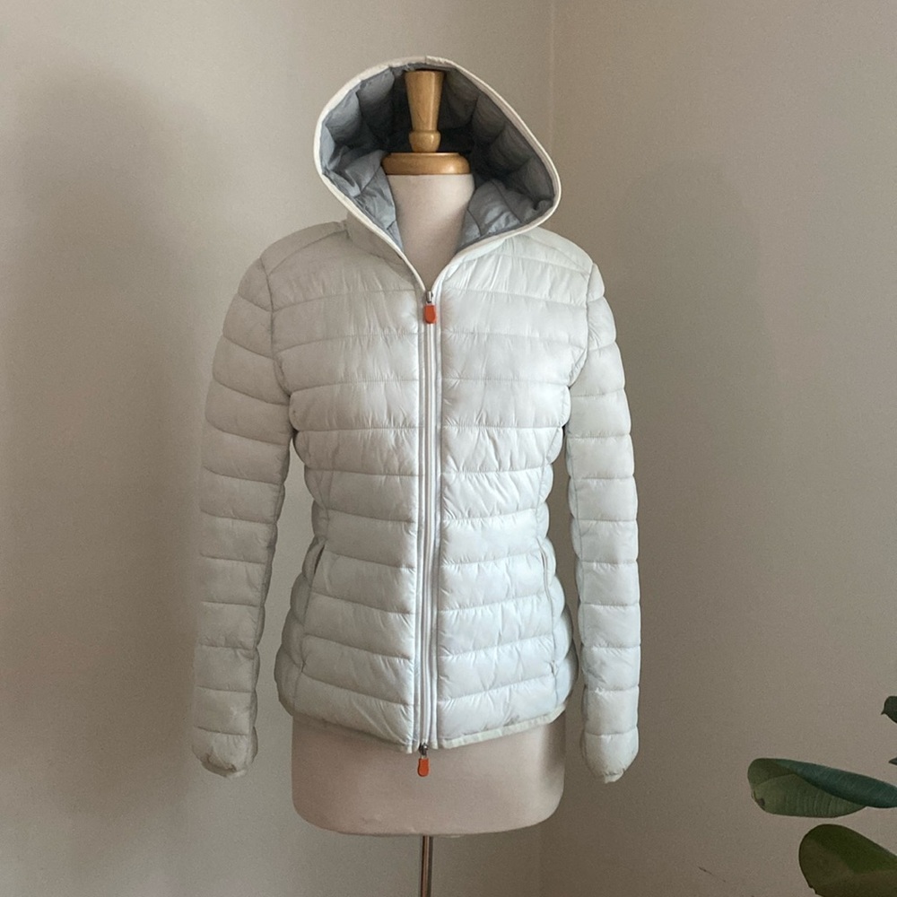 Ultra Light Puffer Jacket with Attached Hood